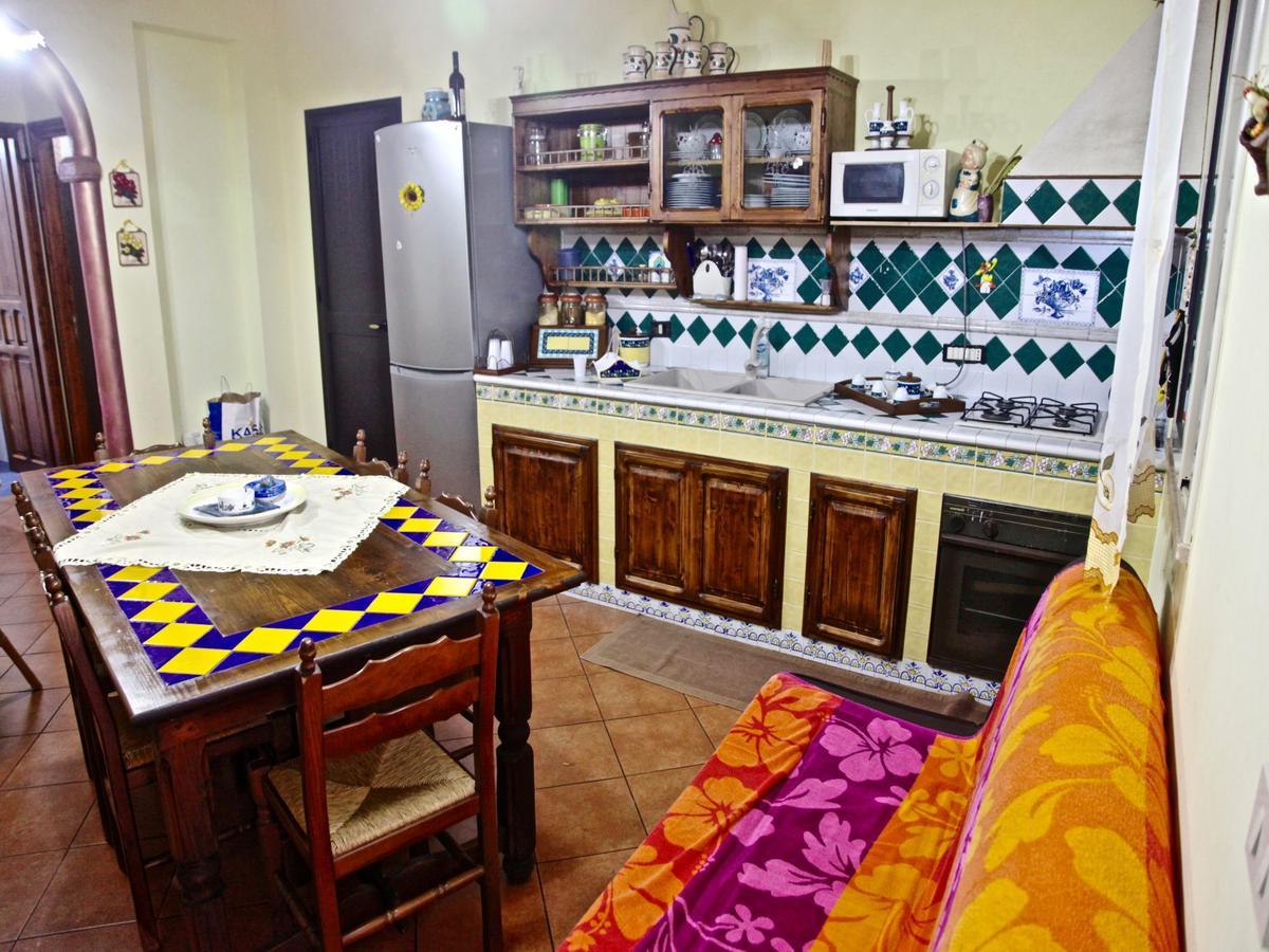 Villa Torre Roccella كامبوفيليتْشّي دي روتْشّي المظهر الخارجي الصورة