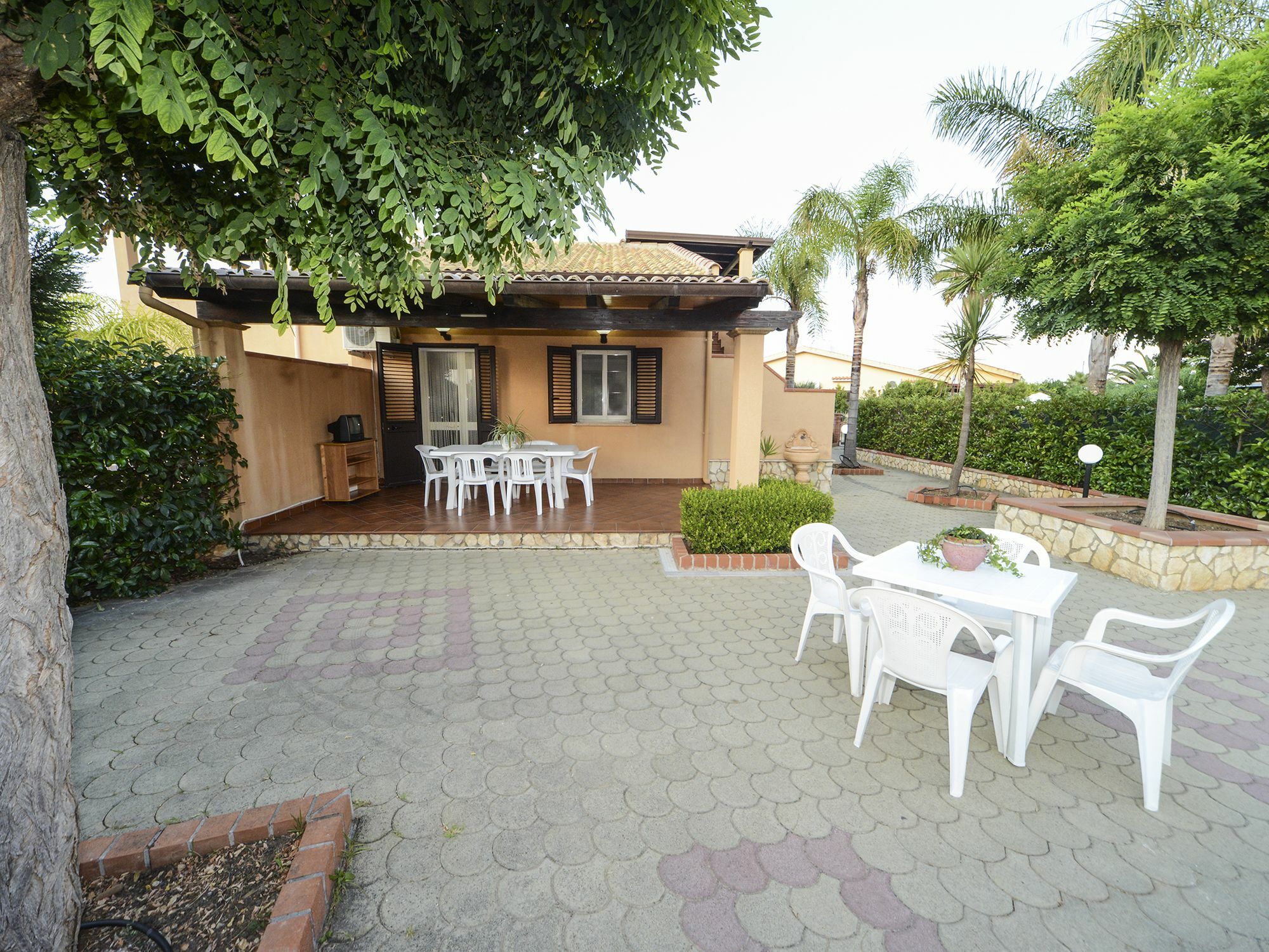 Villa Torre Roccella كامبوفيليتْشّي دي روتْشّي المظهر الخارجي الصورة